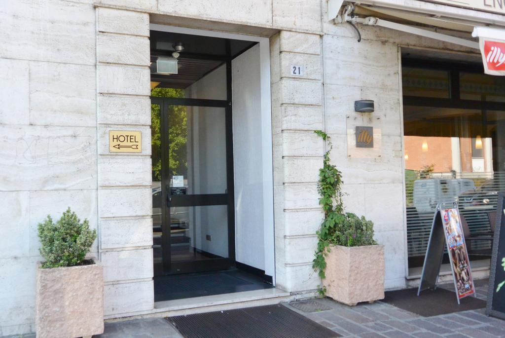 Dipendenza Aurora Apartment Pavia Exterior foto