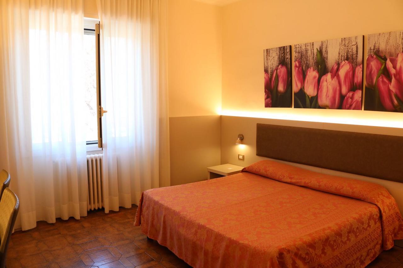 Dipendenza Aurora Apartment Pavia Exterior foto
