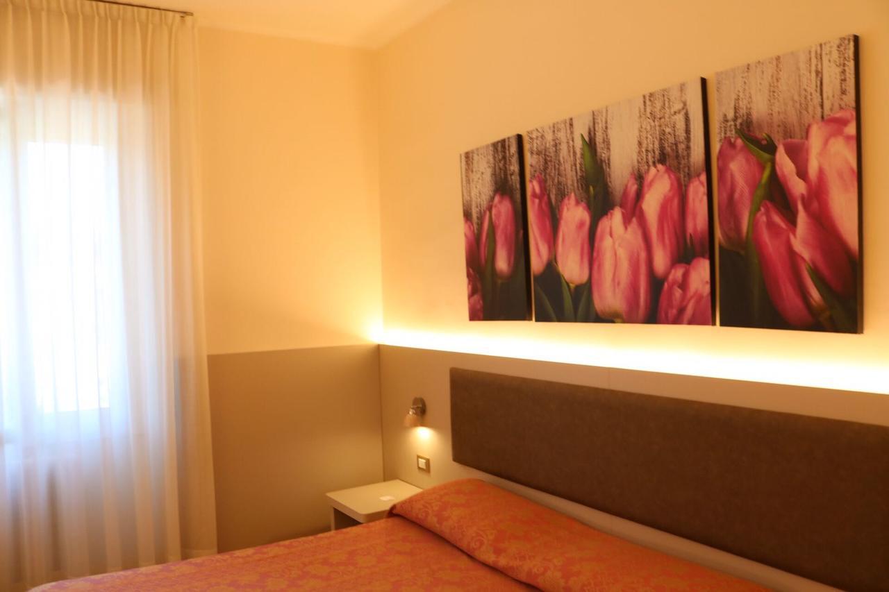 Dipendenza Aurora Apartment Pavia Exterior foto
