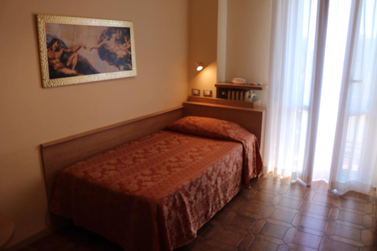 Dipendenza Aurora Apartment Pavia Exterior foto